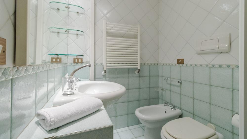 Italianway - Tadino 13 Apartment มิลาน ภายนอก รูปภาพ