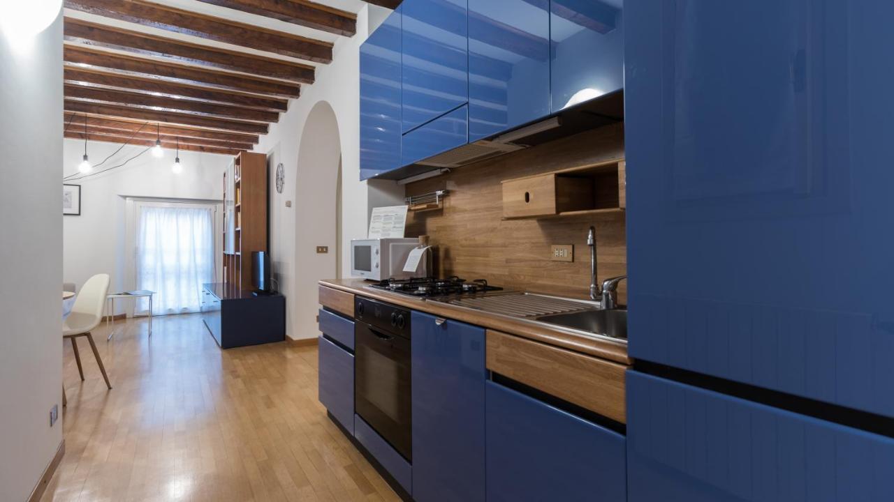 Italianway - Tadino 13 Apartment มิลาน ภายนอก รูปภาพ